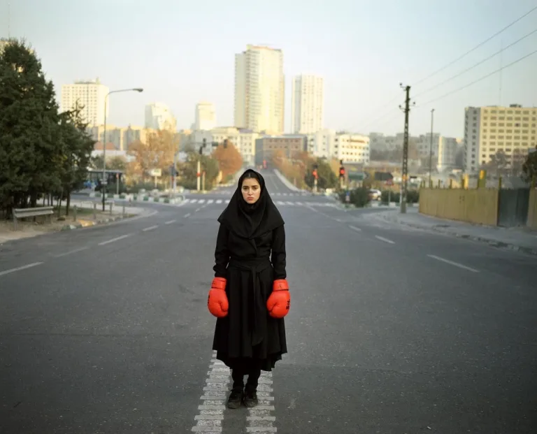 Newsha Tavakolian - Photography (untitled, 2011)