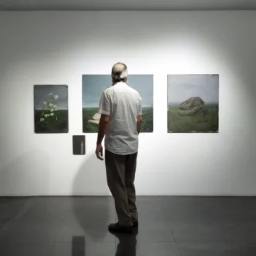 تصاویر گالری عصر